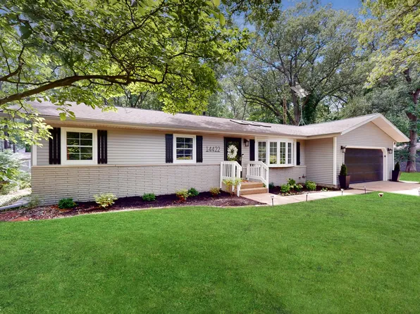 14422 Evergreen Dr, New Buffalo, MI 49117