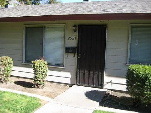 2nd image of 2931 Prentiss Ct