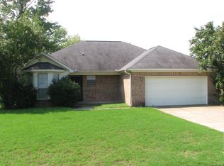 2725 Arrow Smith Ln, Conway, AR 72034