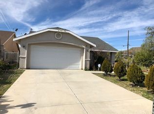 1079 N Hermosa Ave, Banning, CA 92220