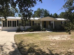 7797 Lake Seminole Rd, Sneads, FL 32460