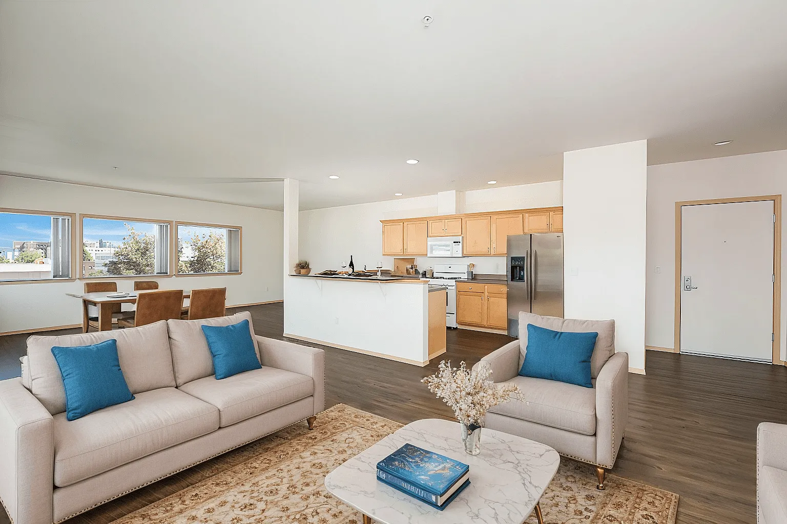 Hawthorne Apartments — Photo 4