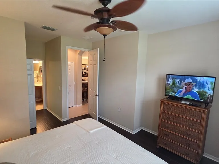 9305 Aviano Dr — Photo 21
