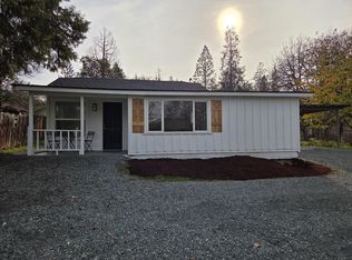 2855 Hamilton Ln, Grants Pass, OR 97527