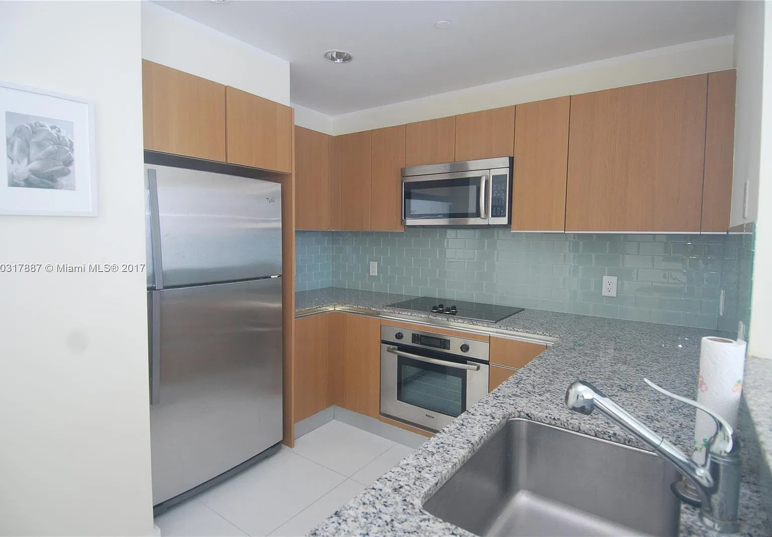 1050 Brickell Ave — Photo 2