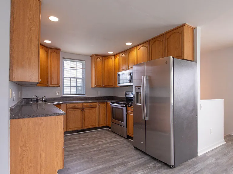 3908 Love Ave — Photo 7