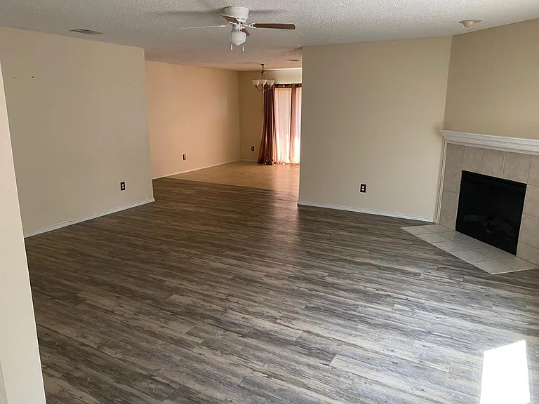 8103 Zephyr Ct — Photo 7