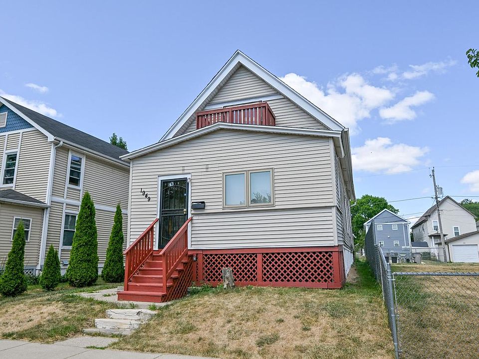 1st image of 1949 N 25th STREET