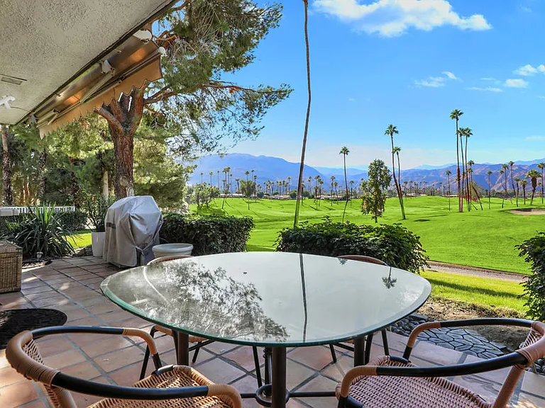 47 Juan Carlos Dr — Photo 3