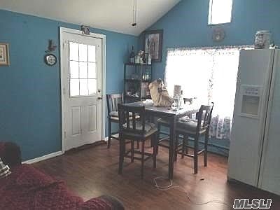 4th image of 102 Swezey Ln