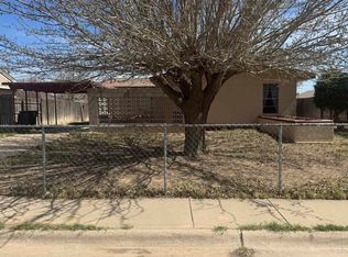 2705 Largo Dr, Roswell, NM 88203