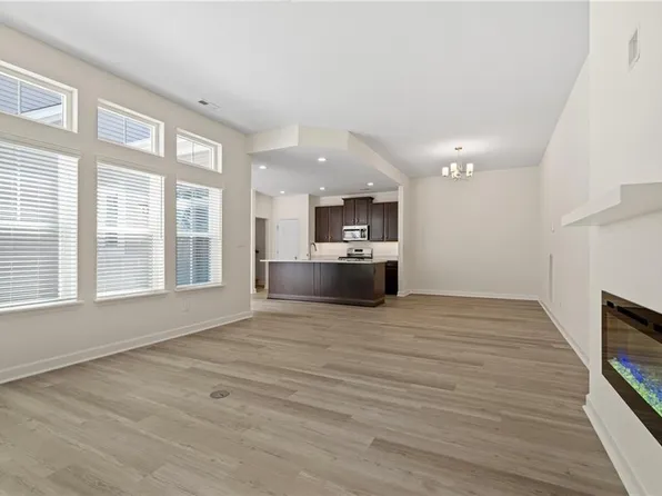 2000 Venture Way #B, Suffolk, VA 23434