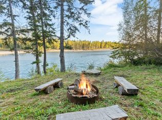 943 Frontage Rd, Columbia Falls, MT 59912