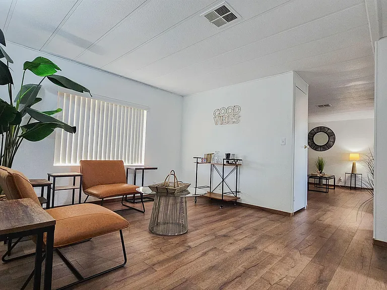 10584 E Amber Dr — Photo 7