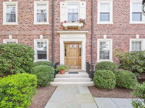 1 Alden Place #4A, Bronxville, NY 10708