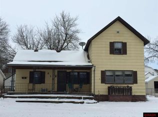 318 W Lincoln St, Luverne, MN 56156