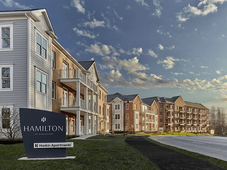 Hamilton at Eagleview — Photo 44