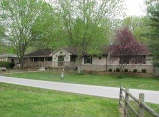 6145 Goat Hollow Rd, Martinsville, IN 46151