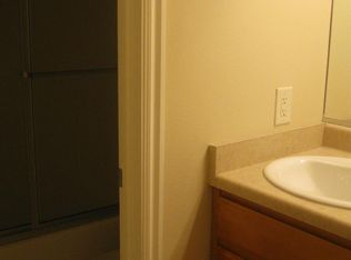 194 Shade Tree Ln UNIT B, Mesquite, NV 89027
