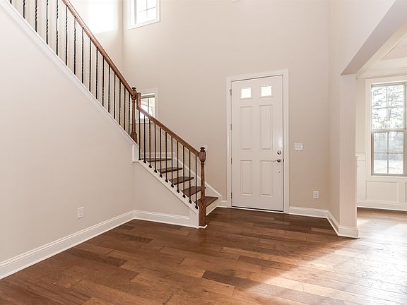 Two-story Entry Foyer