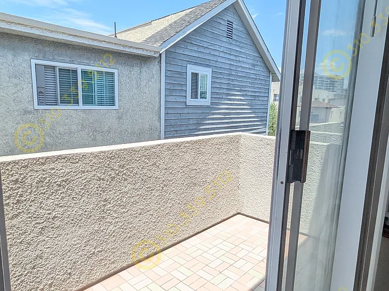 2481 Corinth Ave — Photo 6