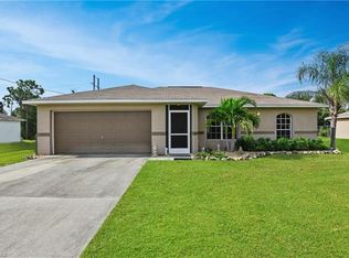 765 Arundel Cir, Fort Myers, FL 33913