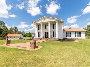 406 Hicks Rd, Selmer, TN 38375