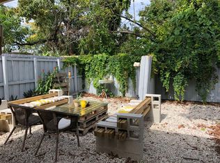 1253 NW 27th St, Miami, FL 33142