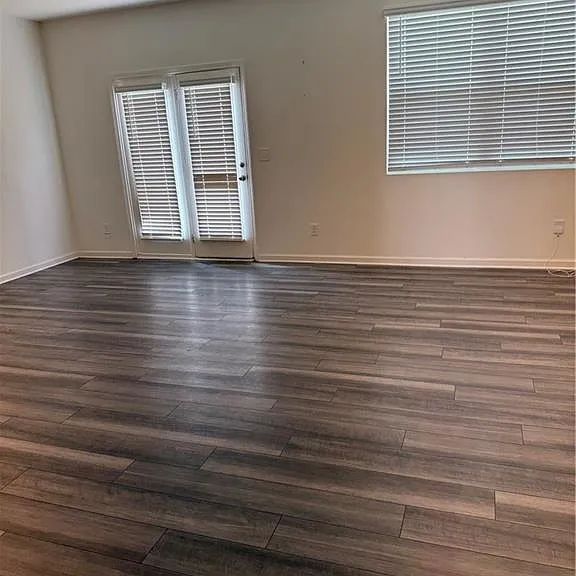 105 Ellicott Way — Photo 2