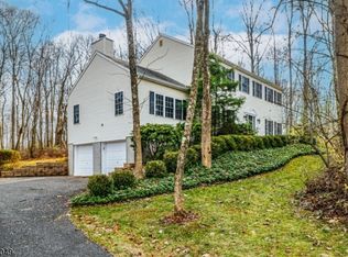 465 Charlestown Rd, Hampton, NJ 08827