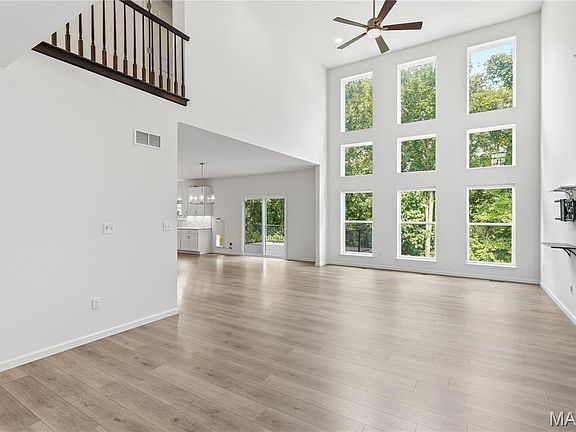 3rd image of 1278 Harvester Dr