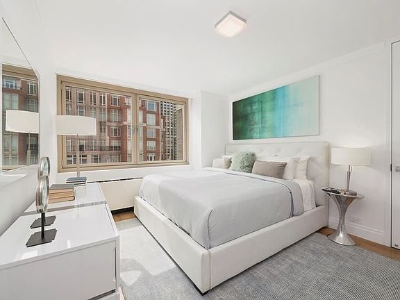 3rd image of 201 E 86th St APT 34D