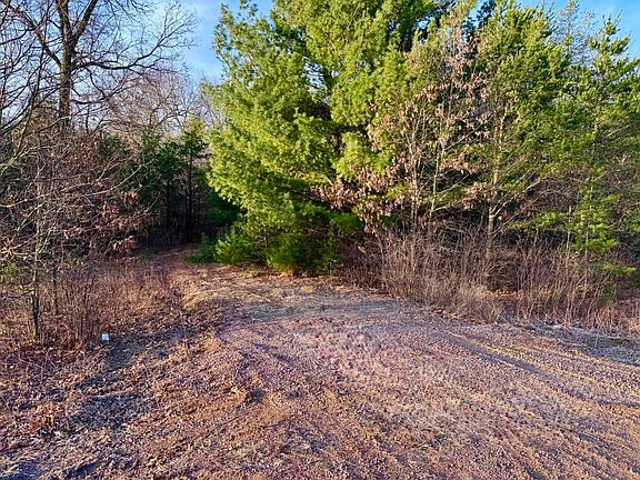 5th image of W5569 N Shore Dr