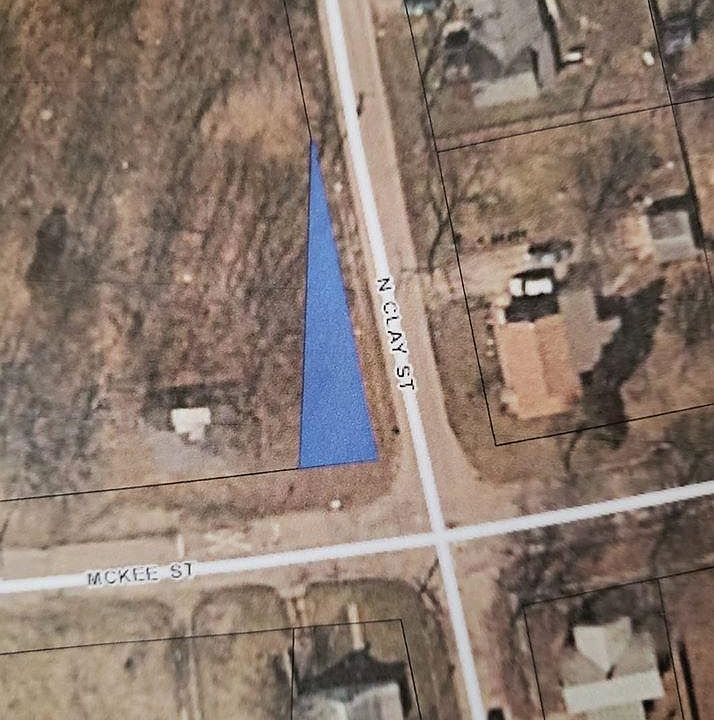 1st image of 301 McKee St
