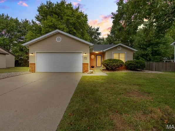 1008 Andra Dr, Maryville, IL 62062