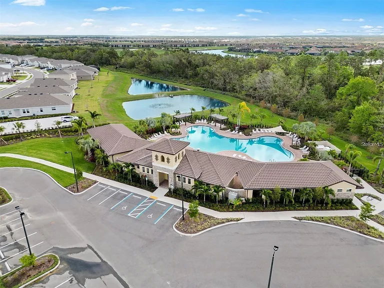 17129 Reserva Dr — Photo 44