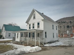 230 S Main St, Rochester, VT 05767