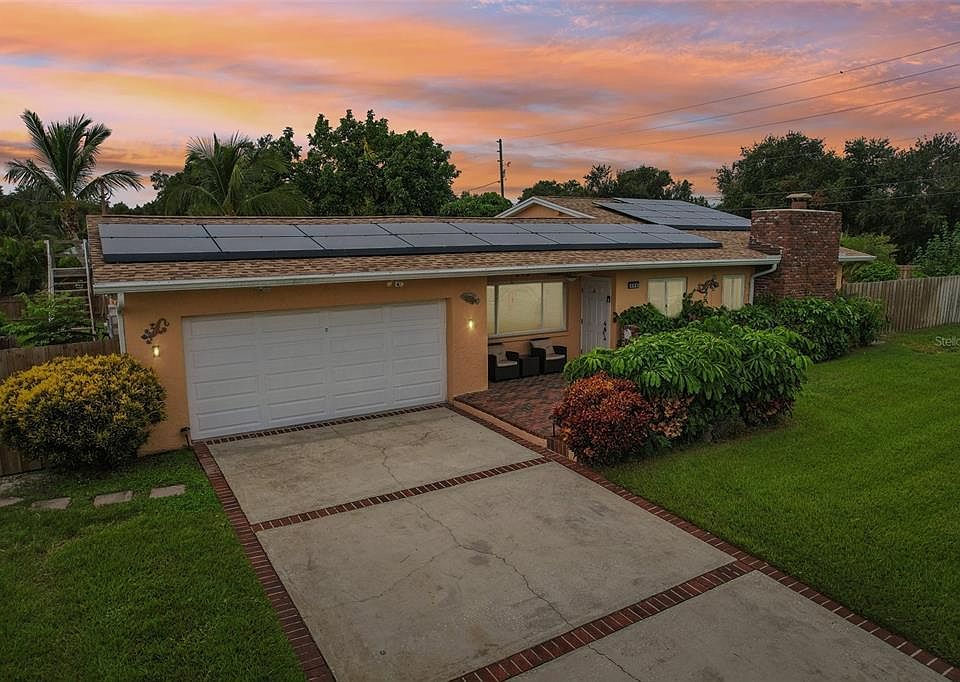 1st image of 398 COLONY POINT ROAD S