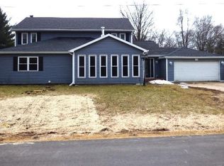 830 W Froebel Dr, Beloit, WI 53511