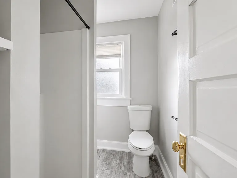 541 Adams St #541 — Photo 6