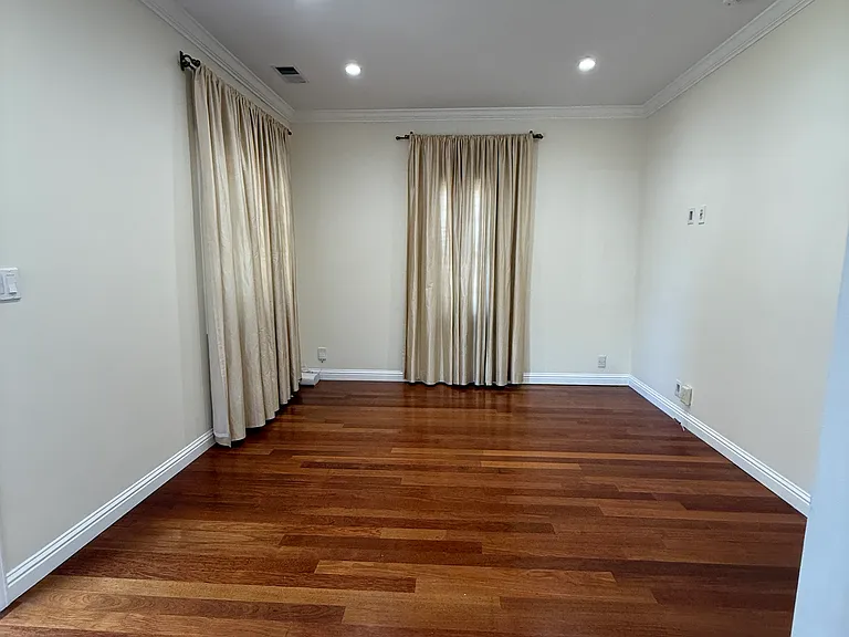 509 Bayswater Ave — Photo 13