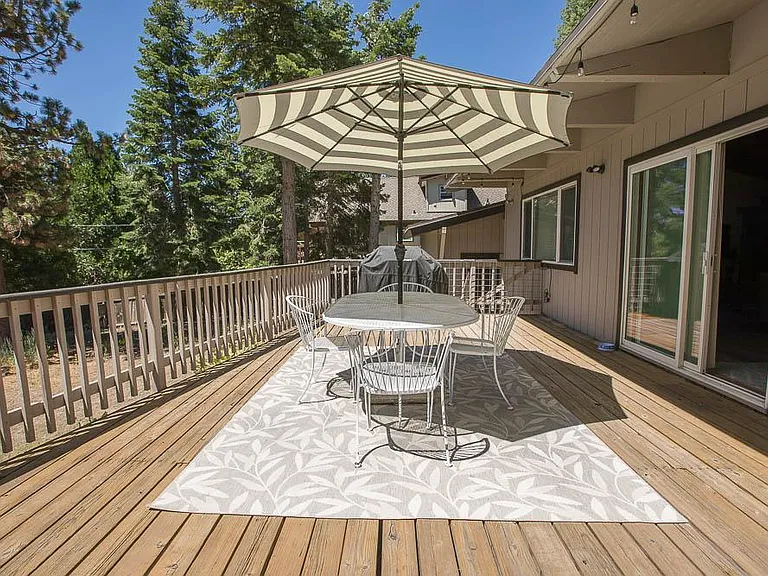 3130 Fabian Way — Photo 23