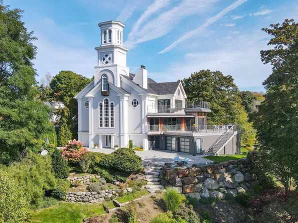 150 Russell Avenue, Rockport, ME 04856