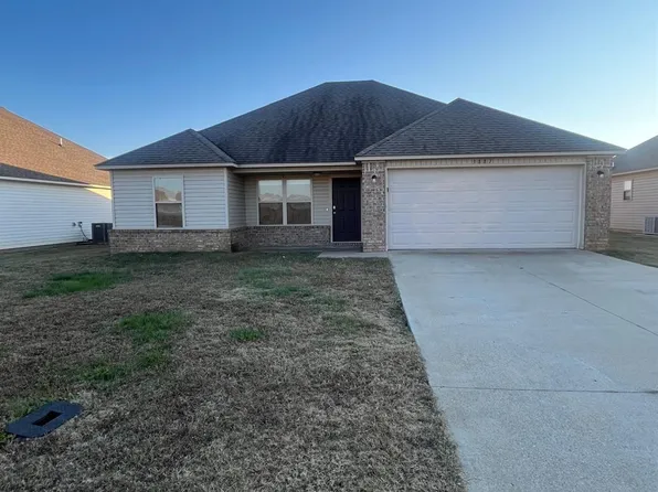 3887 Saddlecrest Dr, Jonesboro, AR 72404