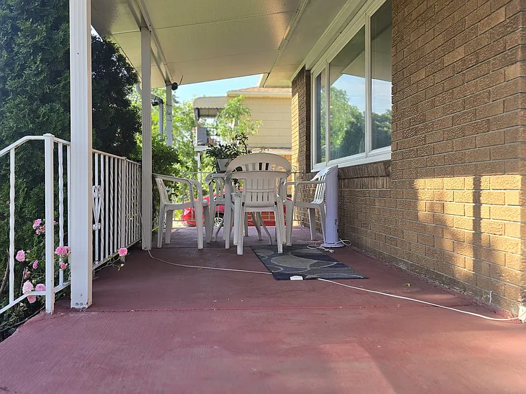 77 Marion Rd — Photo 4