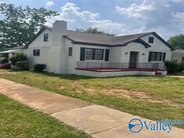 324 Memorial Dr NW, Decatur, AL 35601