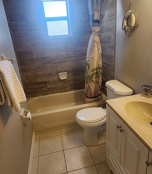 8208 Presidential Ct — Photo 22
