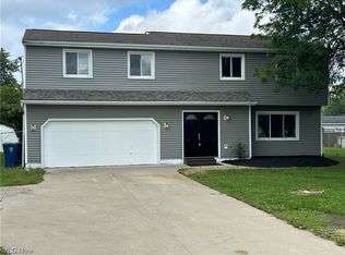 4070 Abbe Rd, Sheffield Village, OH 44054