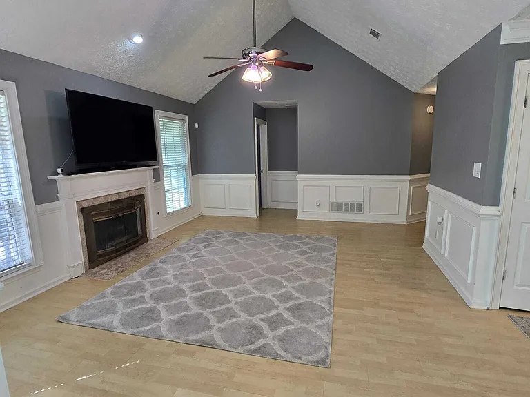 207 Ruskin Rd — Photo 3