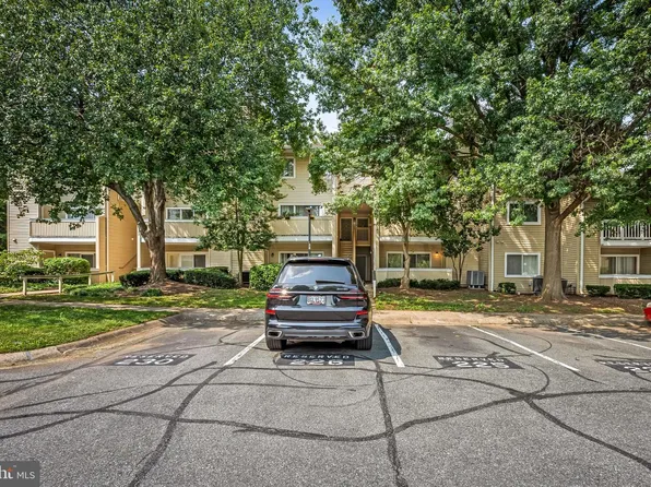 18241 Swiss Cir APT 4, Germantown, MD 20874